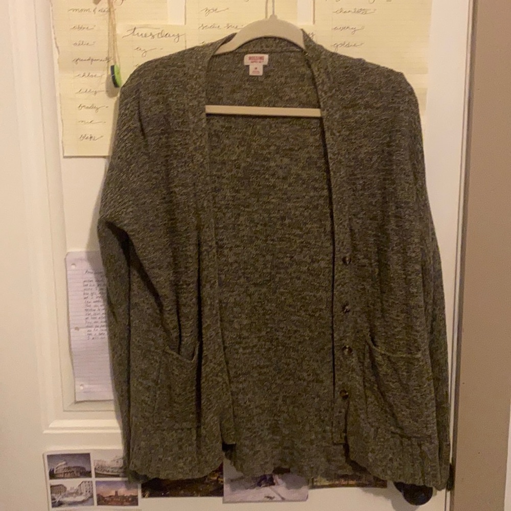Women’s Mossimo green button down cardigan